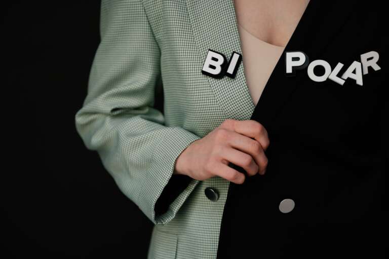 Bipolaridade em Mulheres: O desafio invisível de existir com o humor entre dois polos